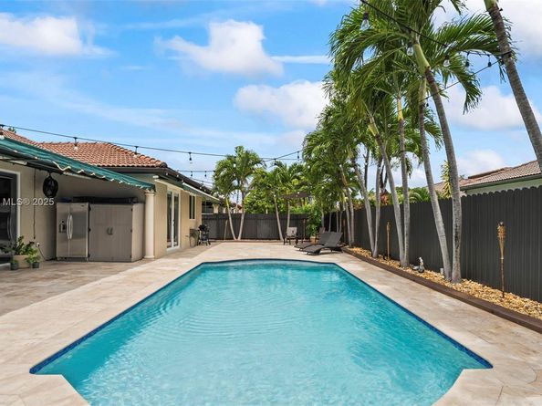 Undisclosed Address #A11836865, Miami Lakes FL 33018