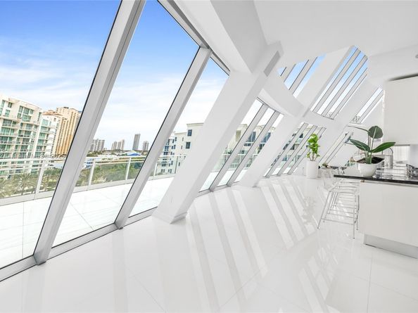 Undisclosed Address #A11913532, Aventura FL 33180