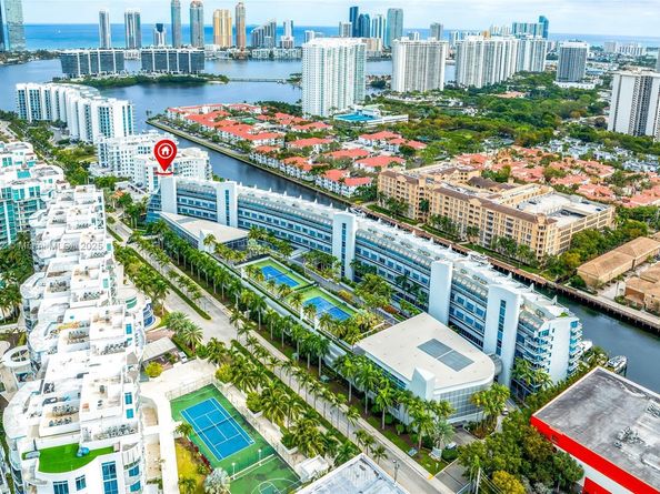 Undisclosed Address #A11913532, Aventura FL 33180