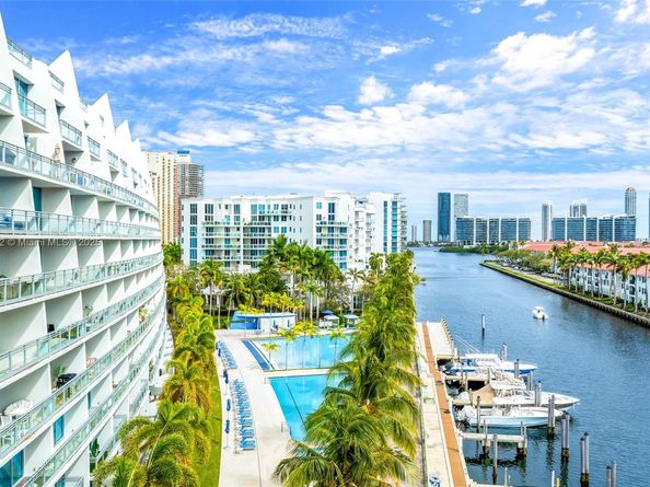 Undisclosed Address #A11913532, Aventura FL 33180