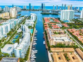 Undisclosed Address #A11913532, Aventura FL 33180