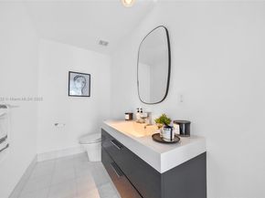 Undisclosed Address #A11913532, Aventura FL 33180