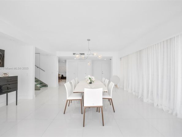 Undisclosed Address #A11913532, Aventura FL 33180