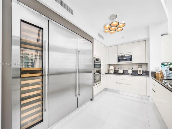 Undisclosed Address #A11913532, Aventura FL 33180