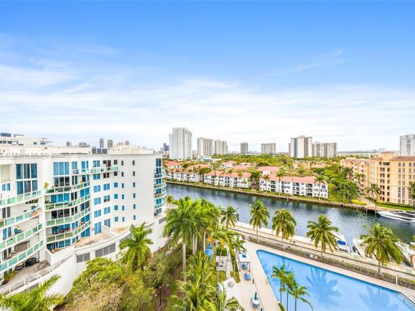 Undisclosed Address #A11913532, Aventura FL 33180