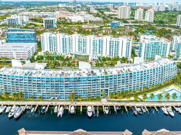 Undisclosed Address #A11913532, Aventura FL 33180