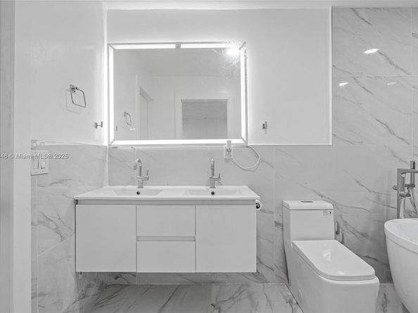 1519 SW 103rd Ave, Miami FL 33174