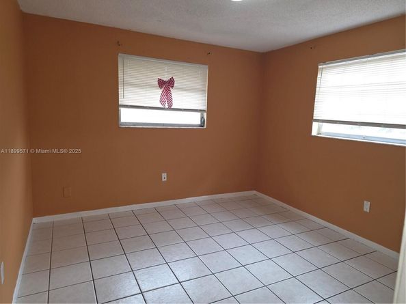 250 NW 63rd Ct, Miami FL 33126
