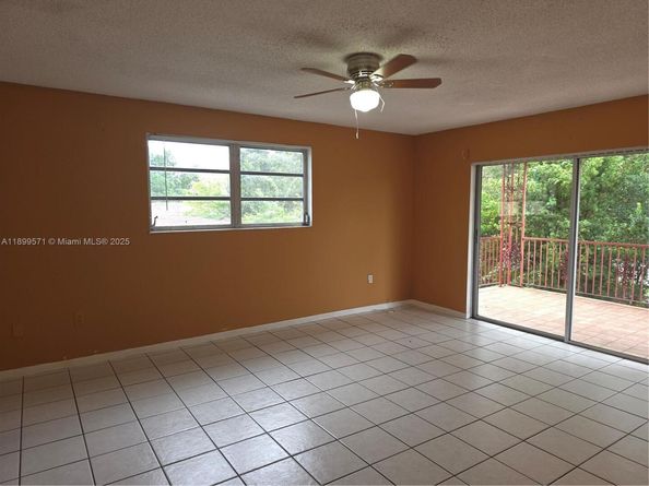 250 NW 63rd Ct, Miami FL 33126