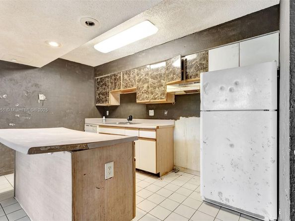 4055 W Mcnab Rd H103, Pompano Beach FL 33069