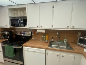 20225 NE 34th Ct 1111, Aventura FL 33180