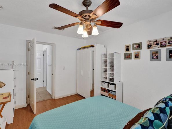 2021 N 56th Way, Hollywood FL 33021