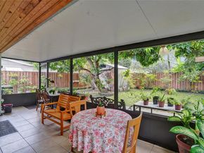 2021 N 56th Way, Hollywood FL 33021