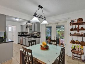 2021 N 56th Way, Hollywood FL 33021