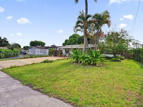 2021 N 56th Way, Hollywood FL 33021