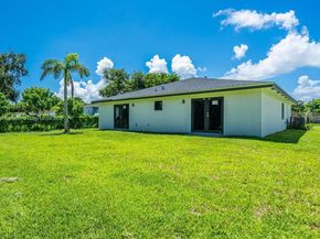 152 NW 18th St, Homestead FL 33030