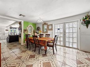 1007 N E St, Lake Worth FL 33460