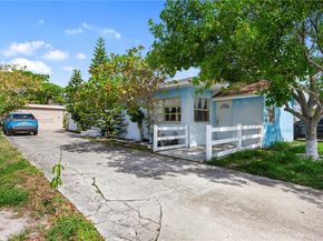 1007 N E St, Lake Worth FL 33460