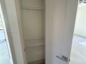 421 SW 11th St, Fort Lauderdale FL 33315