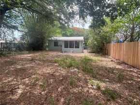 421 SW 11th St, Fort Lauderdale FL 33315