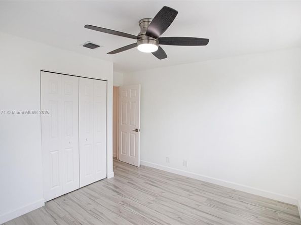 1998 NE 7th St 104, Deerfield Beach FL 33441