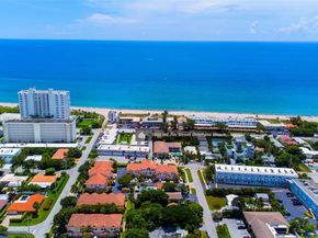 1998 NE 7th St 104, Deerfield Beach FL 33441