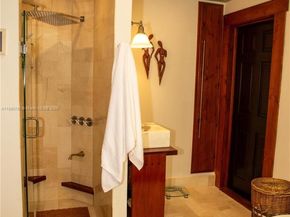 452 SW 21st Rd, Miami FL 33129
