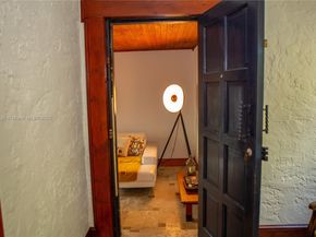 452 SW 21st Rd, Miami FL 33129