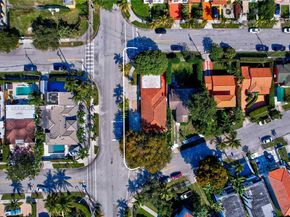 2399 SW 26th Ln, Miami FL 33133