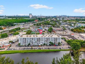 16465 NE 22nd Ave 116, North Miami Beach FL 33160