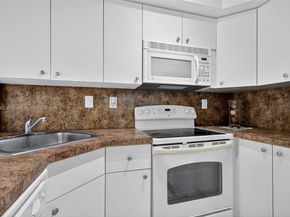 16465 NE 22nd Ave 116, North Miami Beach FL 33160