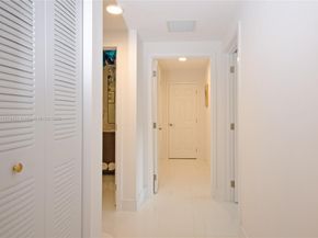 10950 NW 82nd St 204, Doral FL 33178