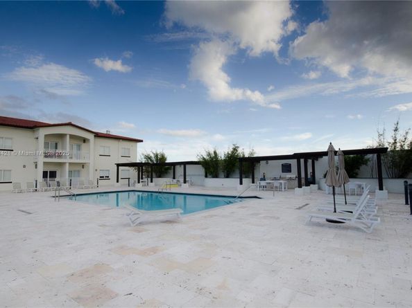 10950 NW 82nd St 204, Doral FL 33178