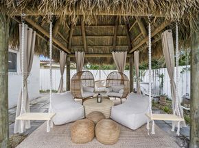 19440 NE 18th Pl, Miami FL 33179