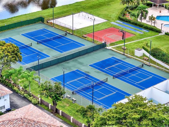 7966 Camino Cir B3, Miami FL 33143