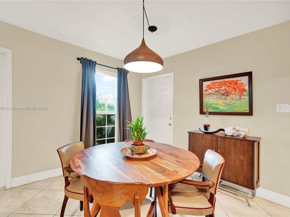 7966 Camino Cir B3, Miami FL 33143
