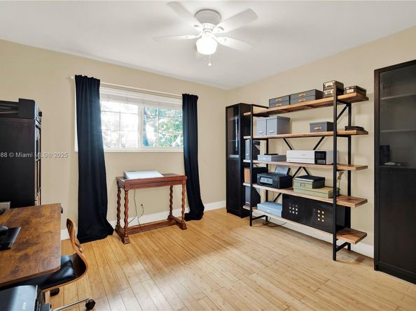 7966 Camino Cir B3, Miami FL 33143
