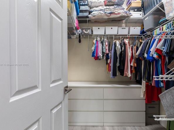 13216 SW 44th St 11204, Miramar FL 33027