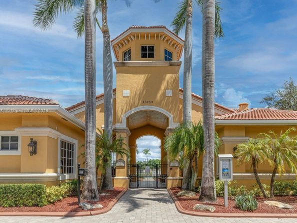 13216 SW 44th St 11204, Miramar FL 33027