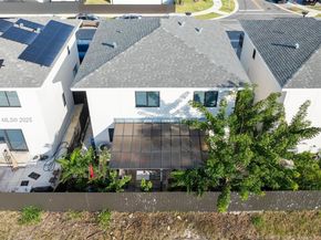 275 NW 13th Pl, Florida City FL 33034