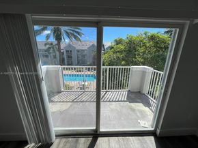 655 SW 111th Way 308, Pembroke Pines FL 33025