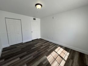 655 SW 111th Way 308, Pembroke Pines FL 33025