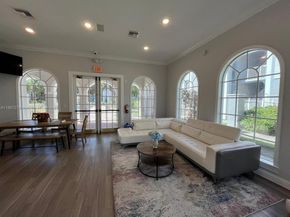 655 SW 111th Way 308, Pembroke Pines FL 33025