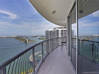 1750 N Bayshore Dr