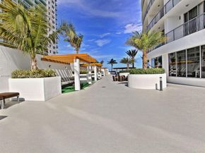1750 N Bayshore Dr 3801, Miami FL 33132