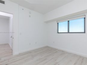 460 NE 28th St 1905, Miami FL 33137