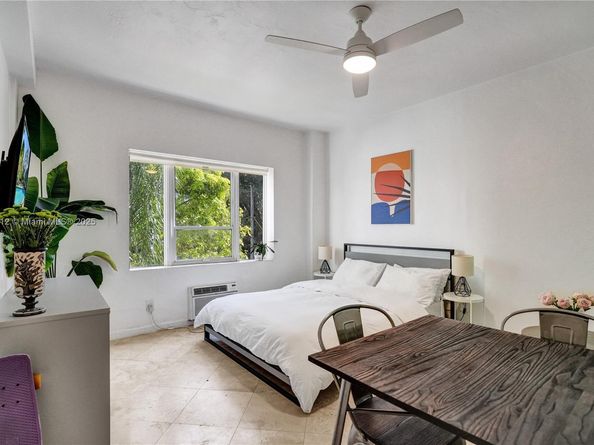 255 W 24th St 204, Miami Beach FL 33140