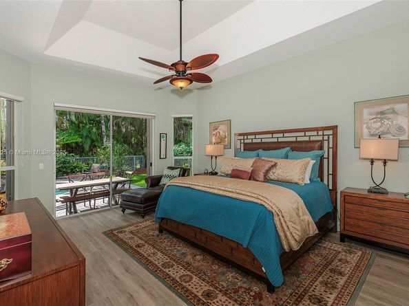 1100 SW 156th Ave, Pembroke Pines FL 33027
