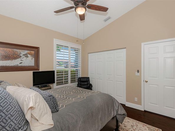 1100 SW 156th Ave, Pembroke Pines FL 33027