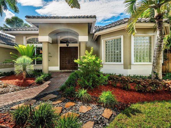 1100 SW 156th Ave, Pembroke Pines FL 33027